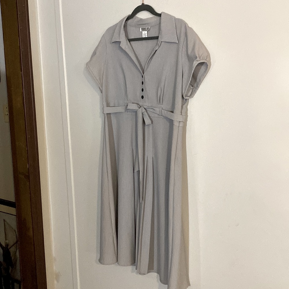 Gray dress by Robbie Bee, Sz 18